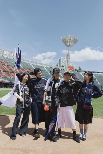 Lotte Launches Collaborative Collection With Fashion Label Polyteru...I hope it's connected with generational emotions