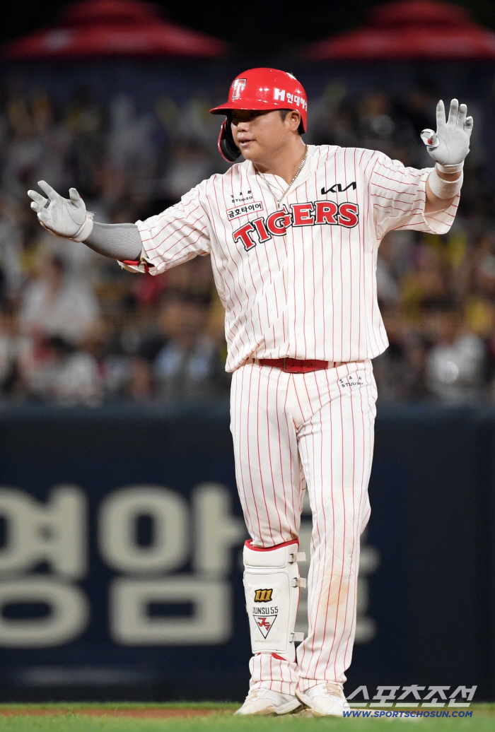 Why did Han Jun-su sigh without throwing a home run in the bottom of the ninth inning with two outs and a bases-loaded 3B1S