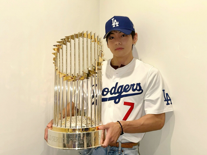 BTS V Nails First Pitch at Dodger Stadium