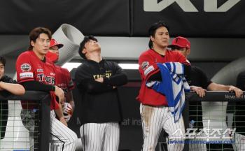 For KIA, if the six-game SSGKT series is actually KS, there is no autumn baseball for Defending Champ