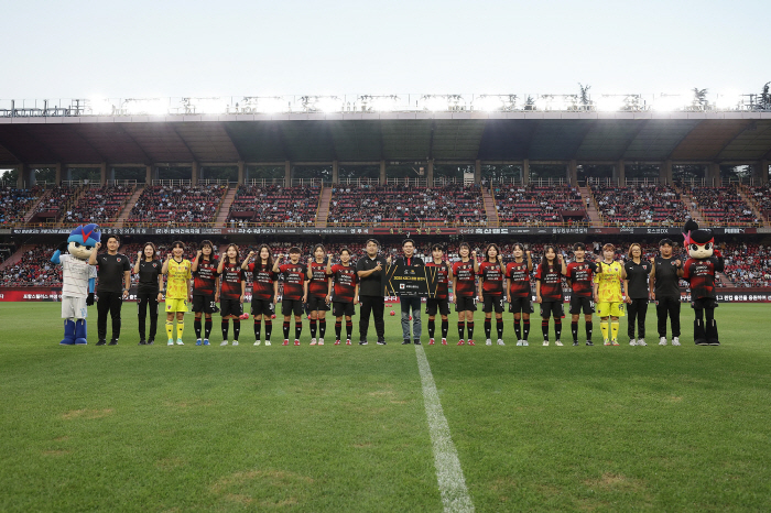 I will do my best to aim for the championship. Pohang Steelers Women's Soccer Team will be determined in front of the home fans of the Queen Cup