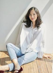 Lawyer Lee So-eun, doctor's husband, lives in each room after giving birth to his daughter...I can't even hold you. 