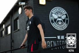  Kim Ji-soo, Kang Sang-yoon, Lee Min-sung, joining Lee Seung-won, announces the U23 Asian Cup qualifying list