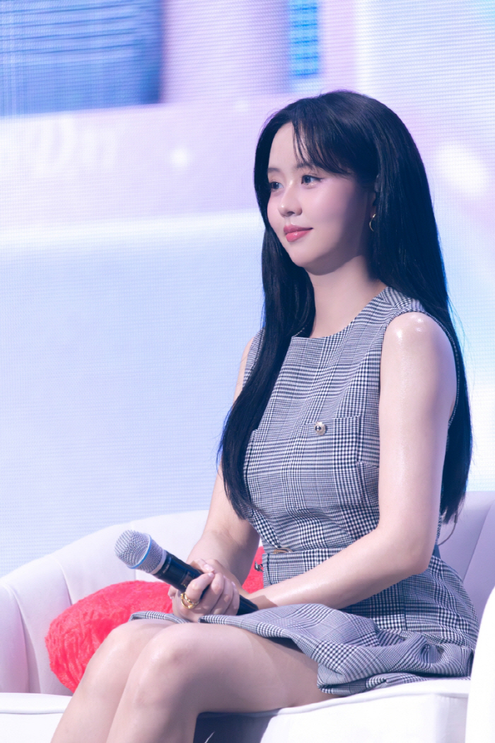 Kim So-hyun Wraps First Japan Fan Meeting in 6 Years