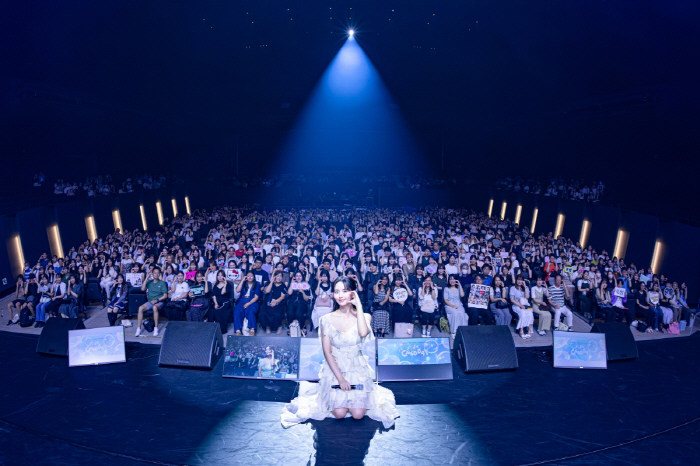Kim So-hyun Wraps First Japan Fan Meeting in 6 Years