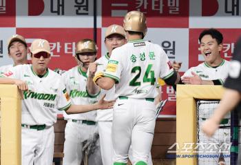  Director Seol Jong-jin's trusted first hitter, Song Sung-moon
