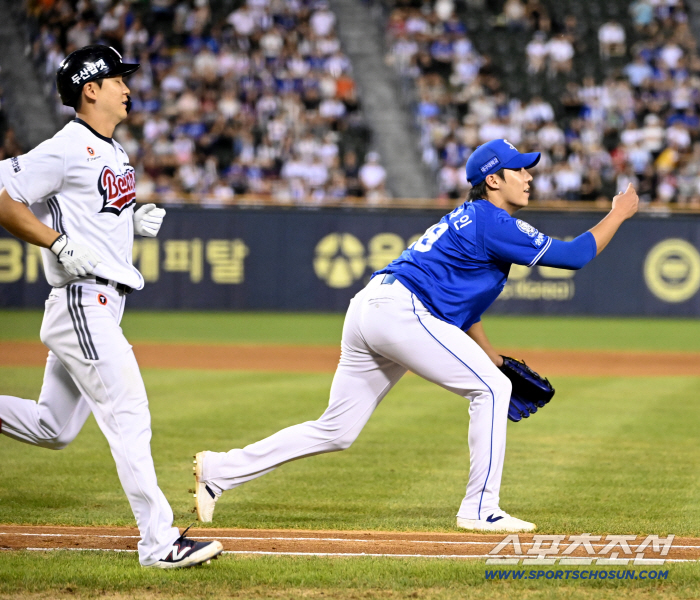  Won Tae-in pitched scoreless until the 5th inning