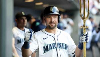 Raleigh wrote a new history! Catcher's first 50 home runs exploded, MVP! Chant and 10 gaps with base running blocking
