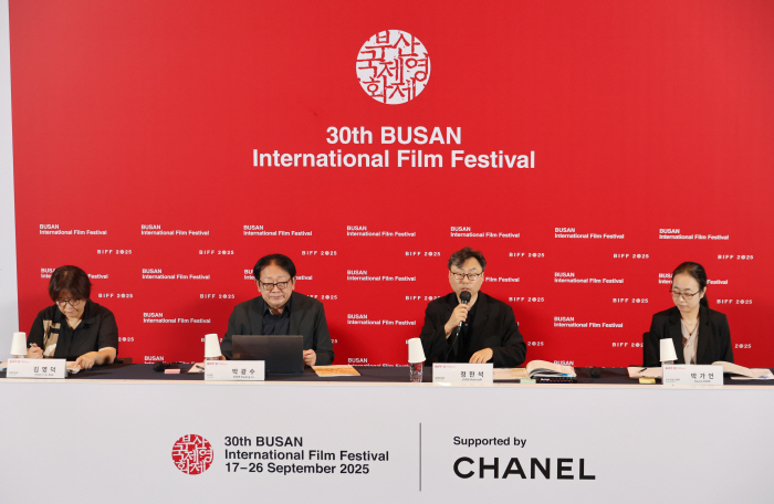  From Park Chan-wook and Bong Joon-ho to Catfish River...30-year-old rich nationality, world-class ★ director, all out (Roundup)