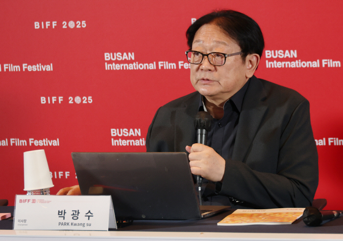  From Park Chan-wook and Bong Joon-ho to Catfish River...30-year-old rich nationality, world-class ★ director, all out (Roundup)