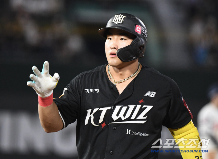 4-day break Park Se-woong rocking → 10.7 billion Lotte Killers revived! The original monster has another home run...KT returns to fourth place jointly after catching Lotte 