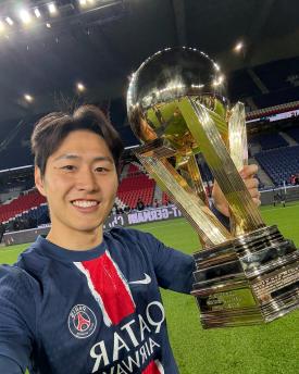 I'm sure I'm a French 1st tier reporter! Lee Kang-in's transfer to the EPL is a problem with the transfer condition that he will leave immediately if he meets the transfer fee