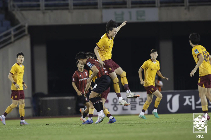 Let's go to Sangam! Gwangju advances to the final of the Korea Cup for the first time since its foundation! 21 come-from-behind victory over Bucheon 