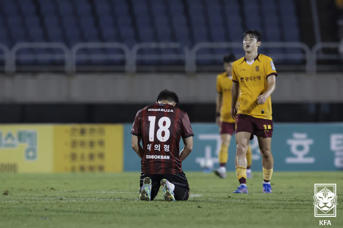 Let's go to Sangam! Gwangju advances to the final of the Korea Cup for the first time since its foundation! 21 come-from-behind victory over Bucheon 