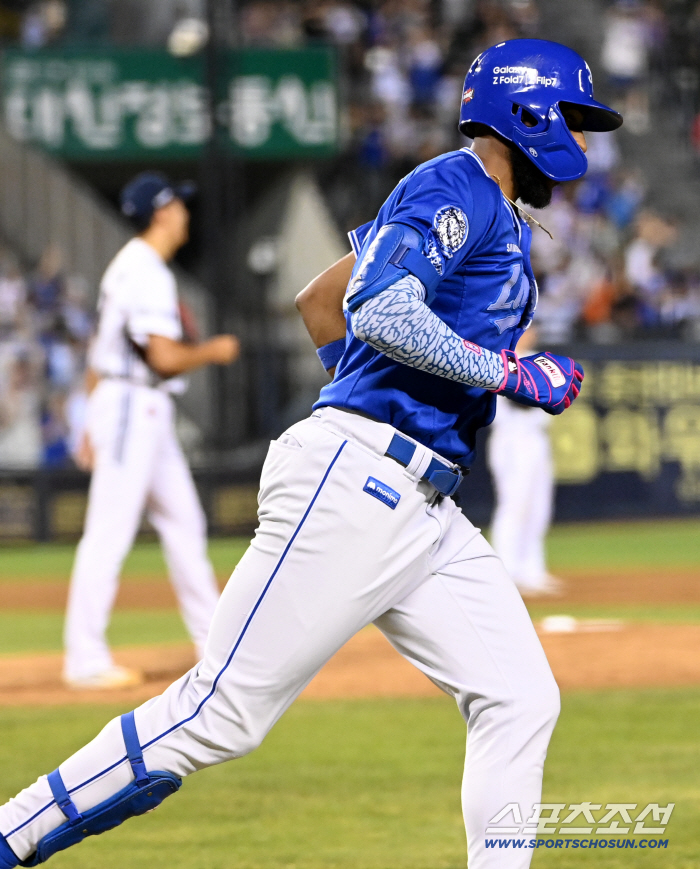  Back-to-back home run Diaz, Doosan's mound devastated