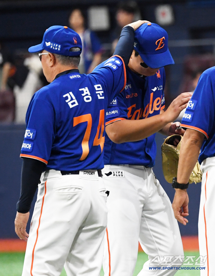  Hanwha manager Kim Kyung-moon's special praise for Kim Seo-hyun