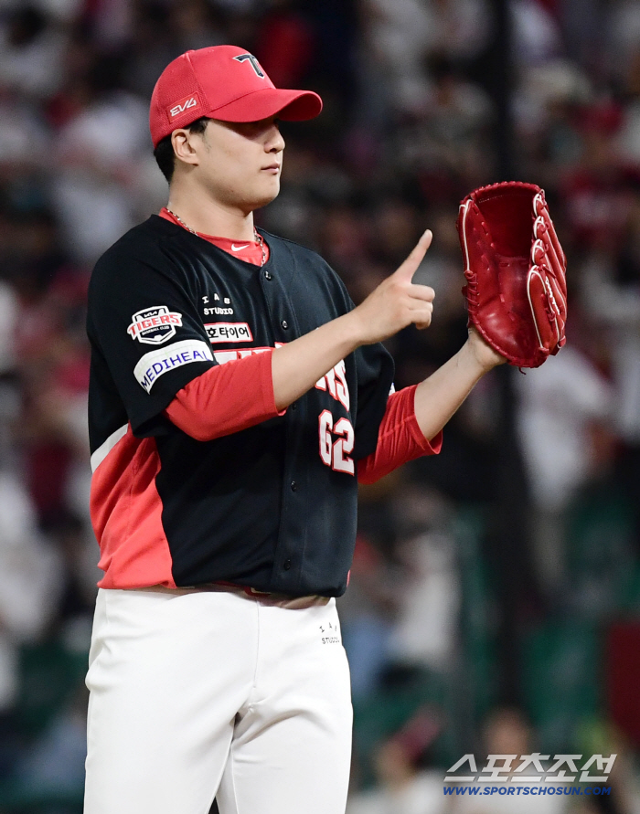  KIA Jung Hae-young appears as relief in the 7th inning