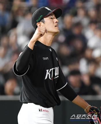  Ko Young-pyo overwhelms Lotte's lineup