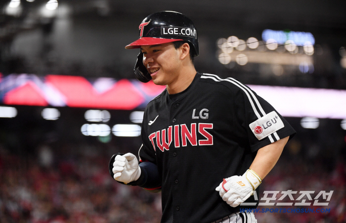 Stop chasing Hanwha, scoreless 7 innings with Chirinos, and 101 complete wins over LG and NC with three runs in Austin. Four consecutive wins will be maintained by Hanwha and 4.5G