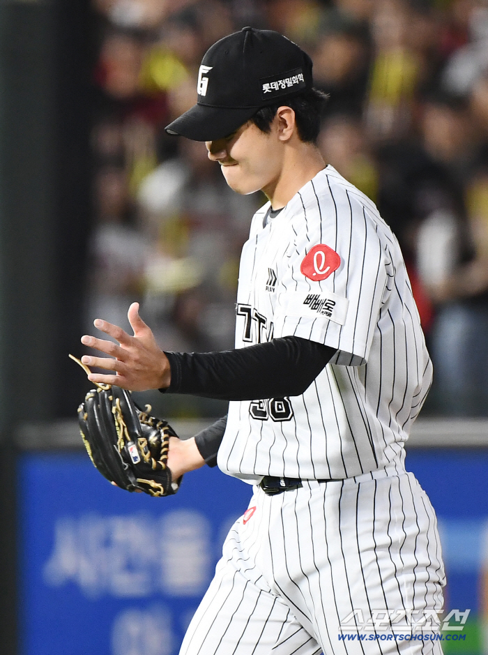 156km fireballer Hong Min-ki, there is nothing wrong with his elbow...As a result of Lotte's chest-swept examination, inflammation and damage 