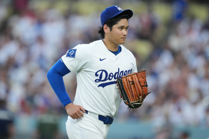 161.4km fastball  120.2km low-speed curve, Ohtani's strikeout parade strikeouts with 9 strikeouts, and winning pitcher in 749 days are thrilled