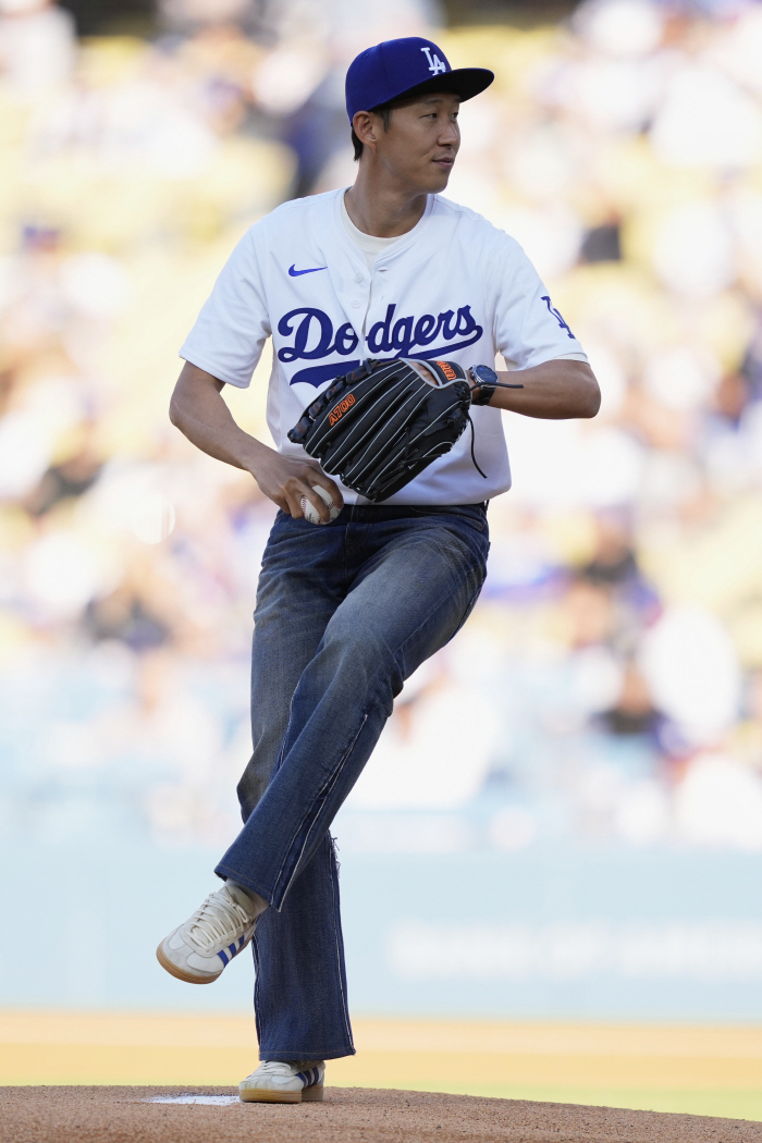 161.4km fastball  120.2km low-speed curve, Ohtani's strikeout parade strikeouts with 9 strikeouts, and winning pitcher in 749 days are thrilled