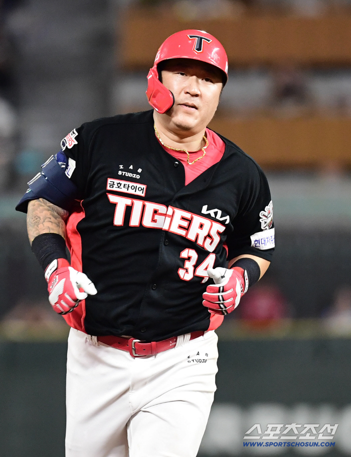 All the starting pitchers have collapsed→23, 4th arrondissement...Choi Hyung-woo's oldest 20 home runs KIA laughed, SSG Winning Series 