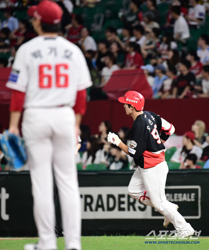 All the starting pitchers have collapsed→23, 4th arrondissement...Choi Hyung-woo's oldest 20 home runs KIA laughed, SSG Winning Series 