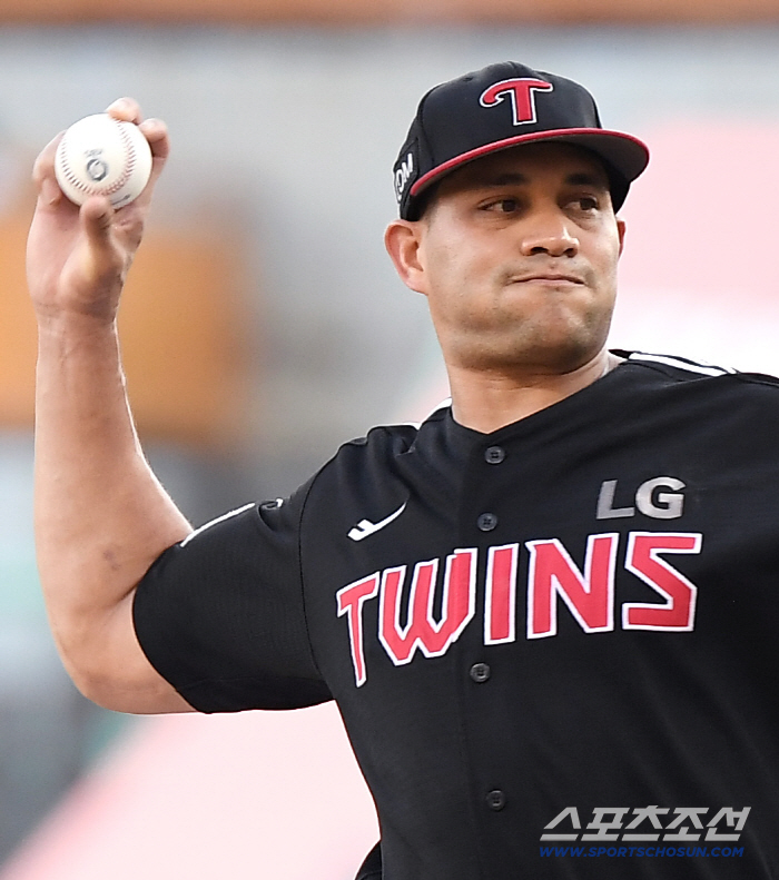 It's four wins and no losses in the second half, but ERA 0.50 new foreigners are the first PS starter? I played PS in the U.S. for Chirinos' answer. I know that team victory is more important than the first choice