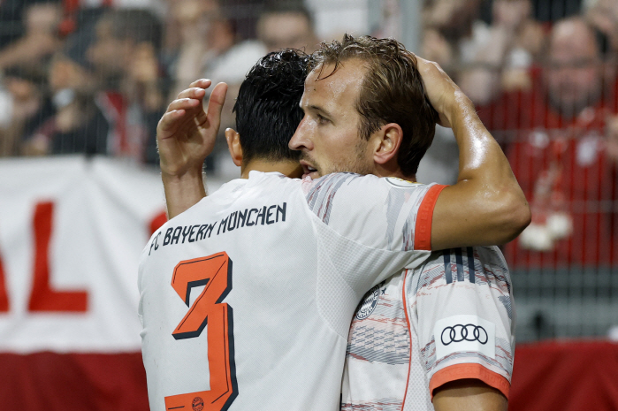 Kim Min-jae's first full-time of the season, unfortunate equalizer, nevertheless, the defense's highest score Kane PK missed  theater goal Bayern and Wiesbaden won 32 sweat