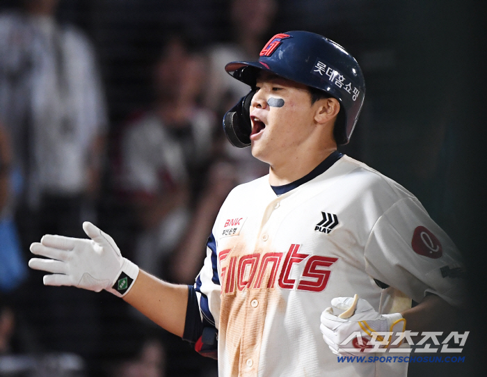 Kim Taehyung was thrilled, too! Park Chan-hyung skipped and Go Seung-min → End of extra-time blood fight! Lotte's victory of concentration. 