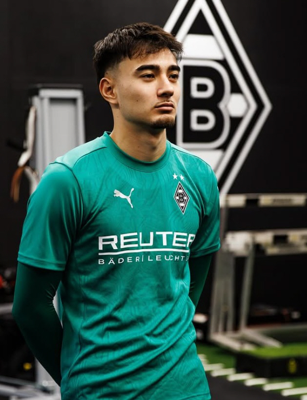 My dream has come true.  Soccer's new history Castrov is moved by the first Taegeuk mark...a proud player