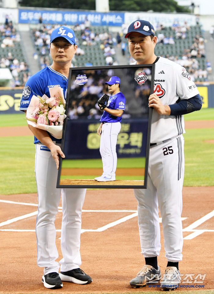 Oh Seung-hwan, the pitcher I really don't want to see → Acting President Cho Sung-hwan saw him off with a compliment.. But the opponent's batting average is 0.357?