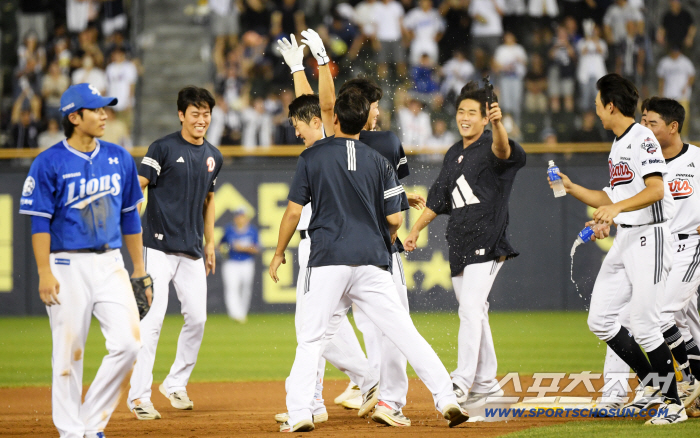  Ahn Jae Seok's thrilling moment