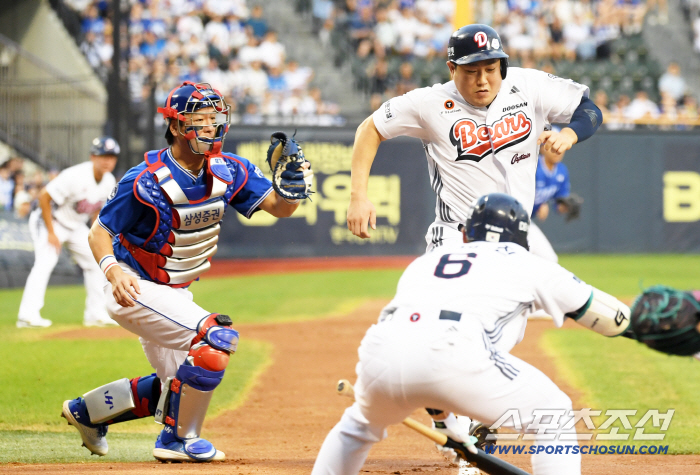  Doosan Yang Eui-ji Samsung Kang Min-ho is out