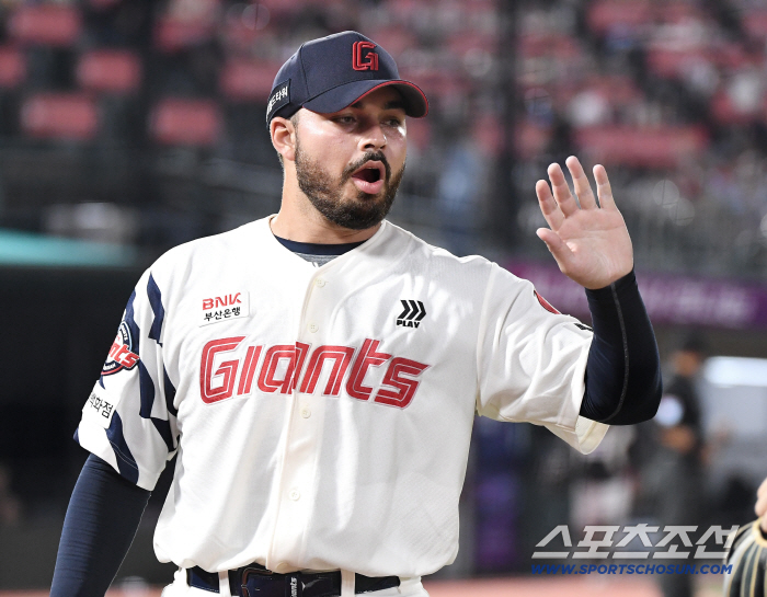 Gamboa, no runs until the 4th inning
