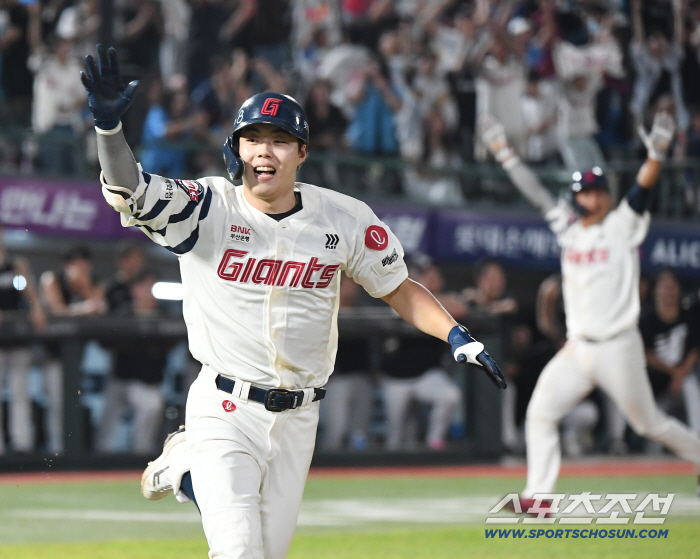  Go Seungmin, get a finishing hit