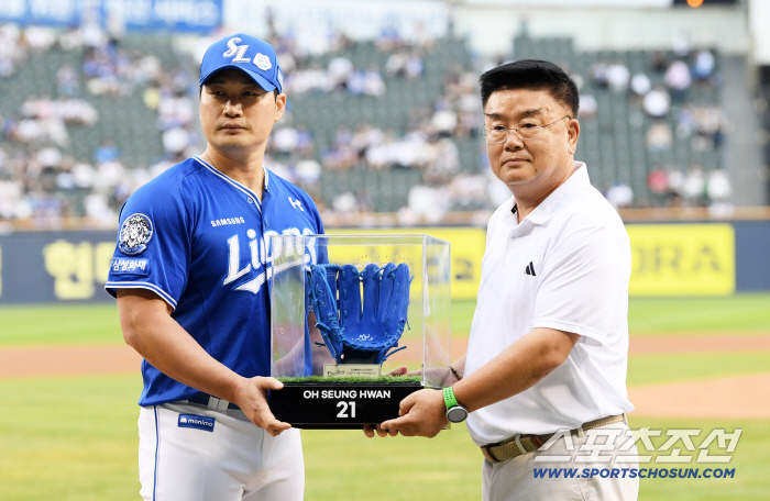  Oh Seung-hwan, Kim Tae-ryong, an unforgettable moment