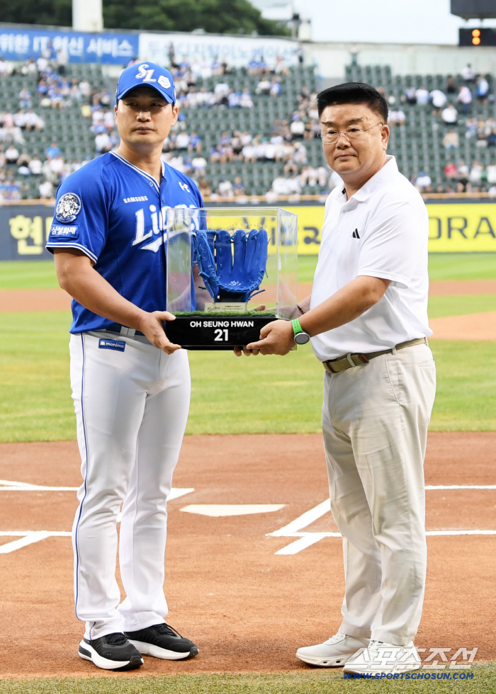  Oh Seung-hwan, Kim Tae-ryong, an unforgettable moment