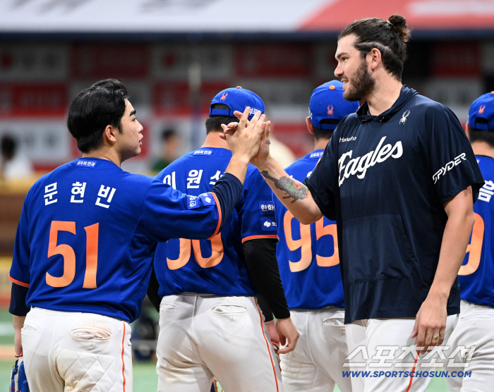  Ponce won 16 times in a row. Thanks to his teammates