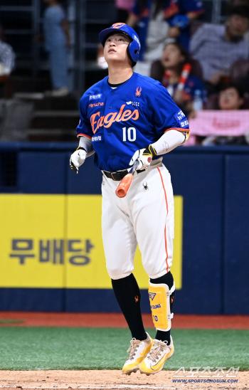  Two-run shot, Lee Jinyoung. Will he move on?