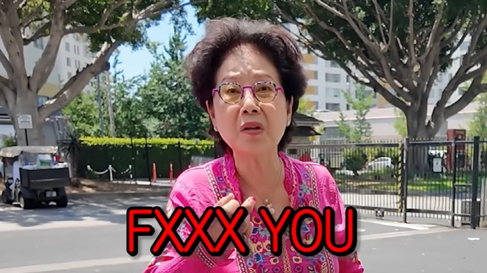 Sunwoo Yong-yeo, you said you smell kimchi and you cursed your fingers...I suffered from racism