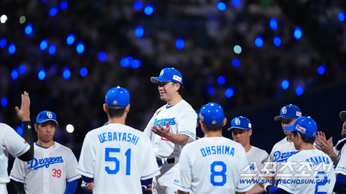 What made the fans' hearts hot, it was last place for three consecutive years and fifth place this year, and sold out 19 consecutive games and up to 2.5 million spectators 
