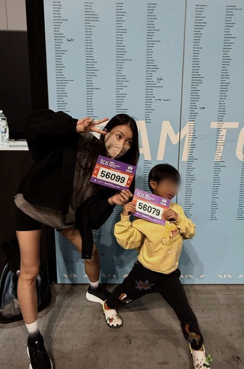Divorce Lee Si-young, let's run well with the child in her belly participating in the Australian Marathon with a full-term D-line