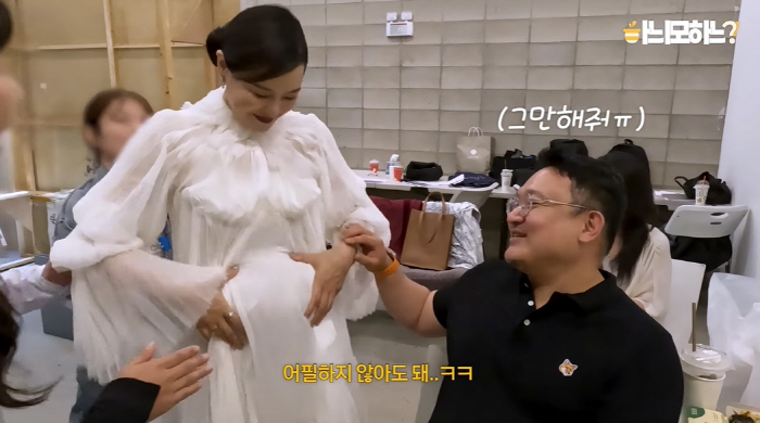 Lee Ha-nee, even if you're dissuading the staff..Don't do anything unexpected with the full-term D-line