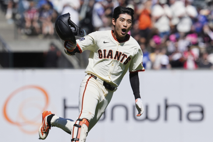 Lee Jung-hoo did a good job of blocking...Two home runs are another ankle, and QS Imana has lost two games in a row without winning for a month
