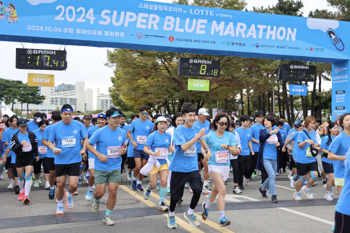 Lotte is realizing win-win values through social contribution activities that encompass the entire life cycle