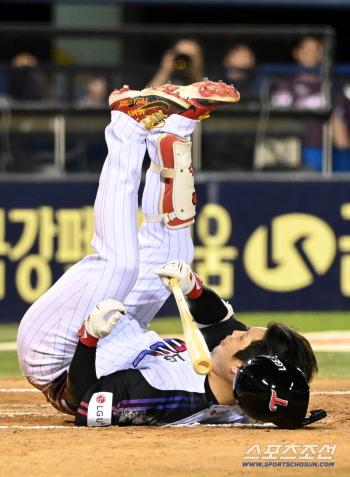  Moon Bo-kyung and Jung Hyun-woo's body ball made me dizzy