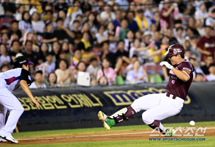  Three-base hit, Song Sung-moon, sliding faster than the ball