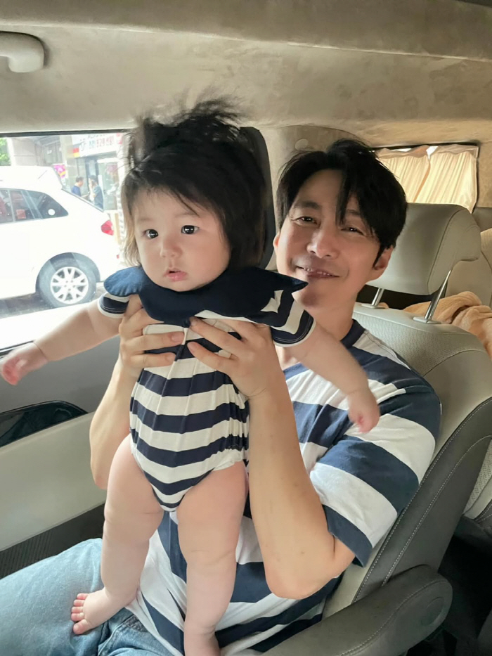 Saya ♥ Shim Hyung-tak's day, the first rice cake and two lower teeth. Cute eating show